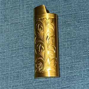 Elegant Gold Decorative Lighter Case